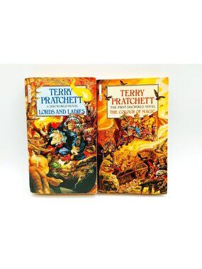 The Colour Of Magic / Lords & Ladies: Discworld Novels #1 & 14, Terry Pratchett